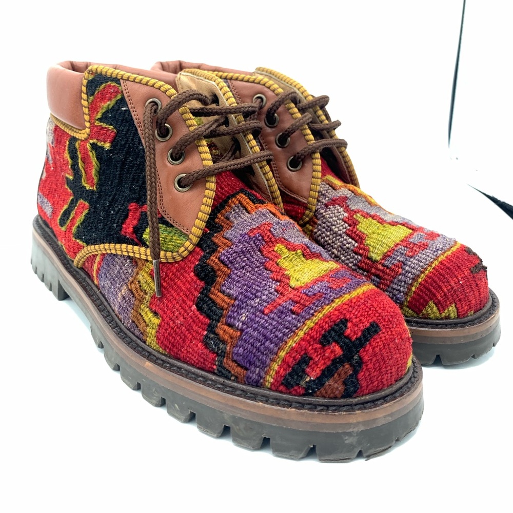 Turkish Kilim tapestry embroidered ankle boot, southwest western, APROX SZ Wos 7